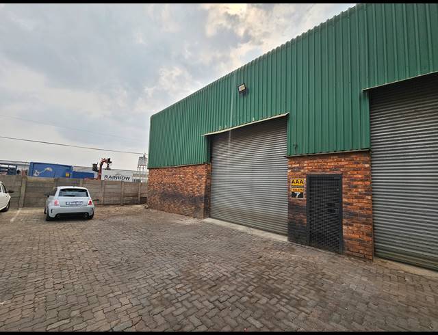 260M² FACTORY TO LET IN ANDERBOLT